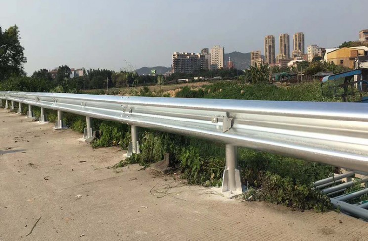 宜春鍍鋅波形護欄效果